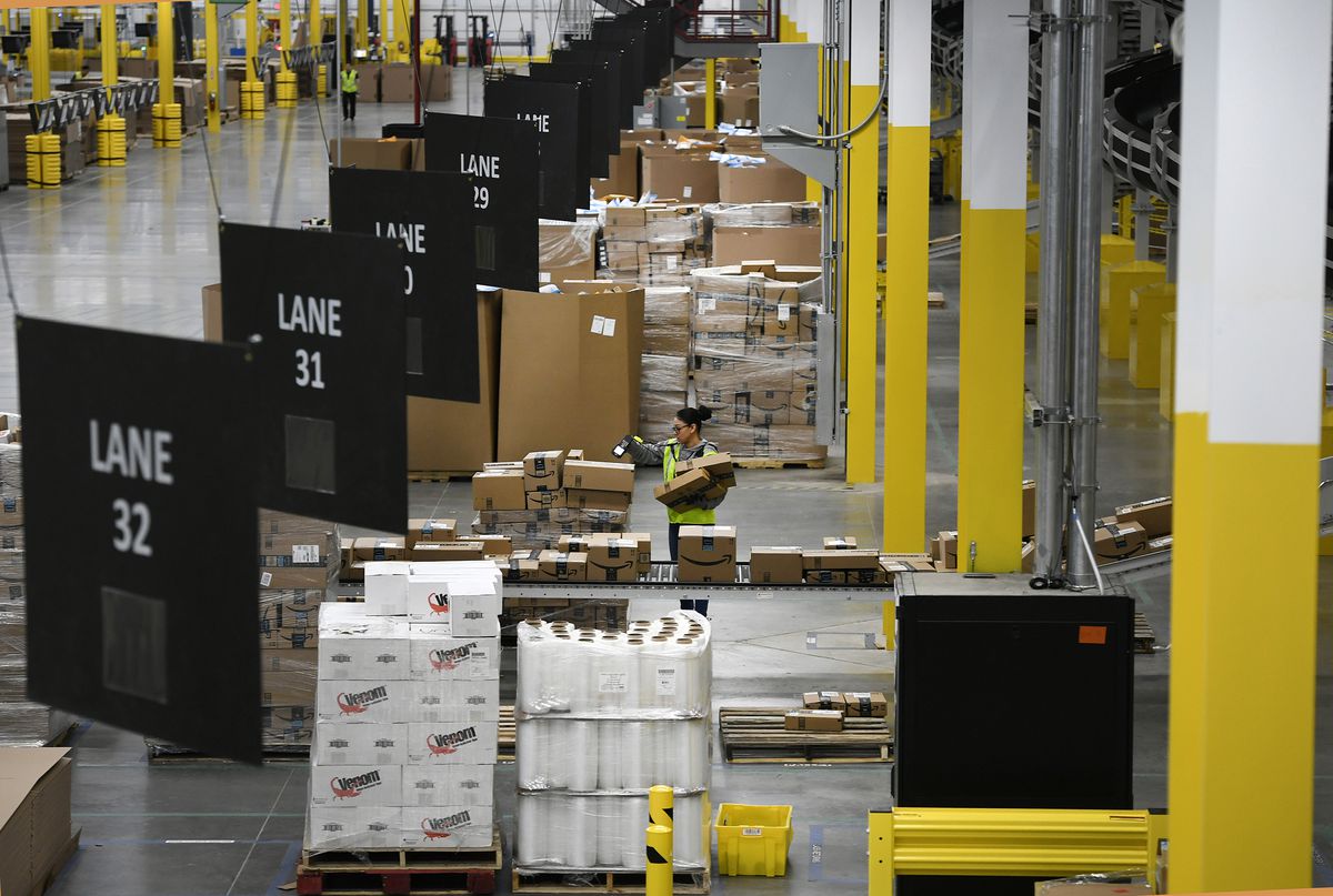 Shortages Amazon Inbound Amazon thinks it will run out of available labour by 2024 - Bandwidth Blog